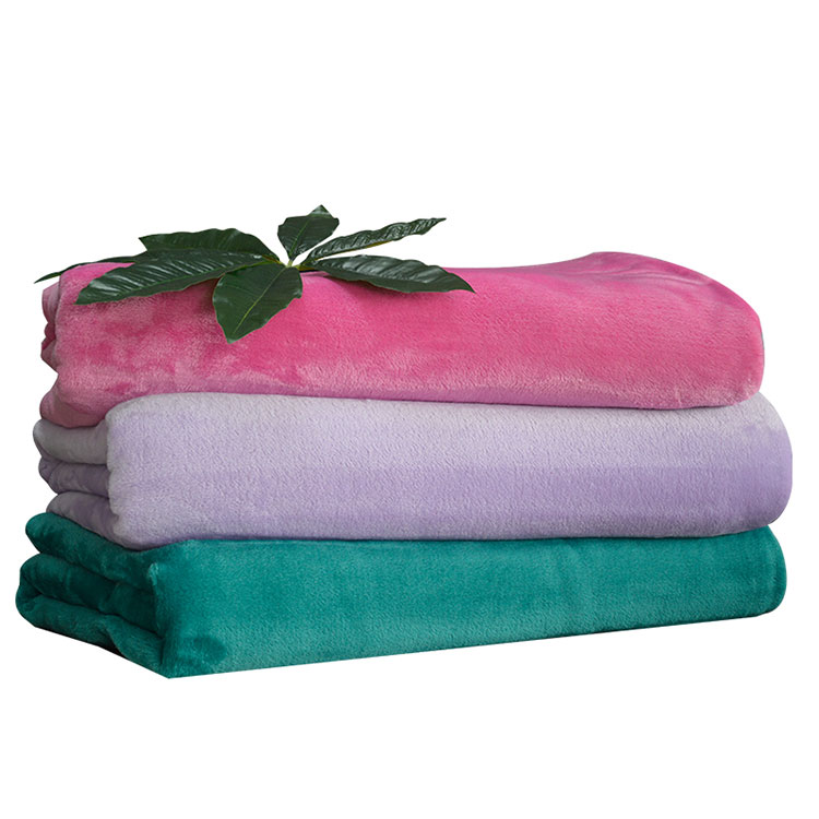 Large Bed Flannel Polyester Blankets