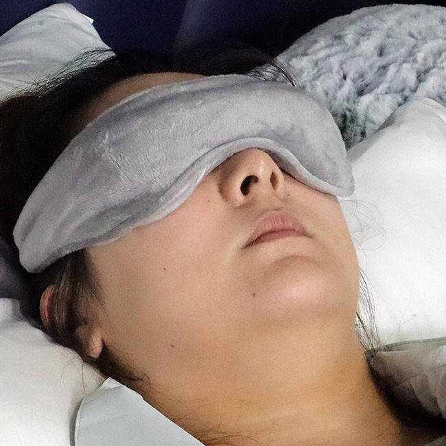 Weighted eye mask