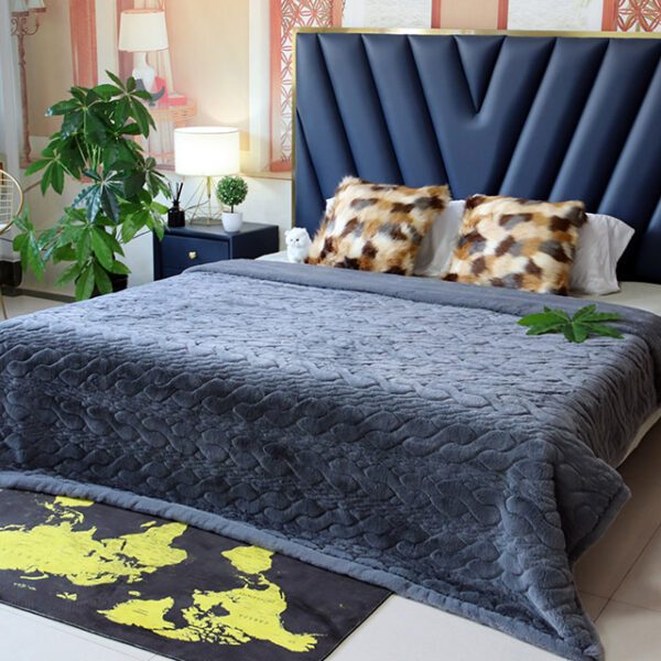 Grey throw Blankets
