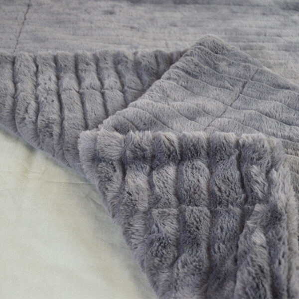 Luxurious Plush Thick PV Fleece Blankets - 图片 4