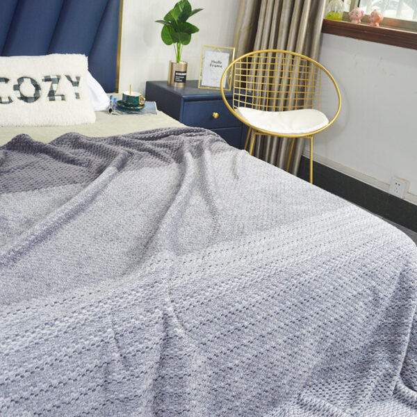Gradient Jacquard Blankets
